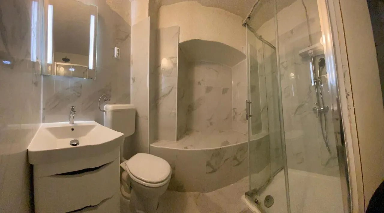 Apartment Zadarska Pula 0*,